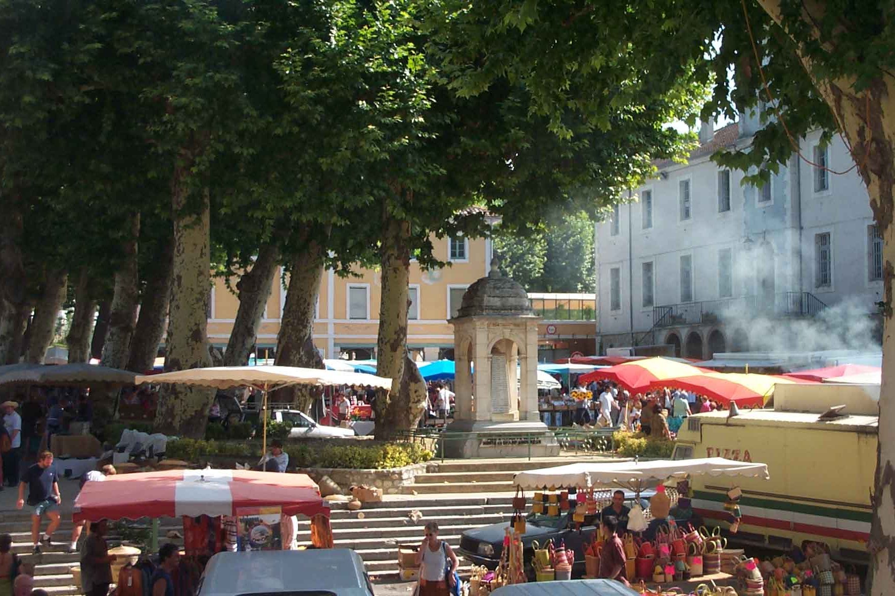 Le marché de Lasalle
