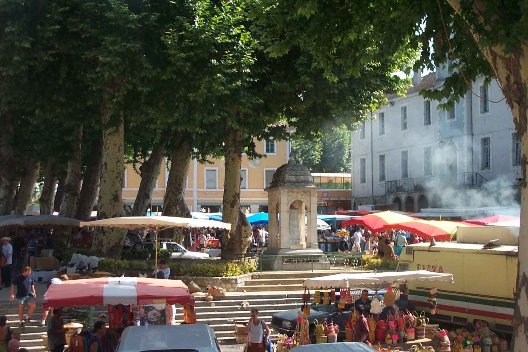 Le marché de  Lasalle 